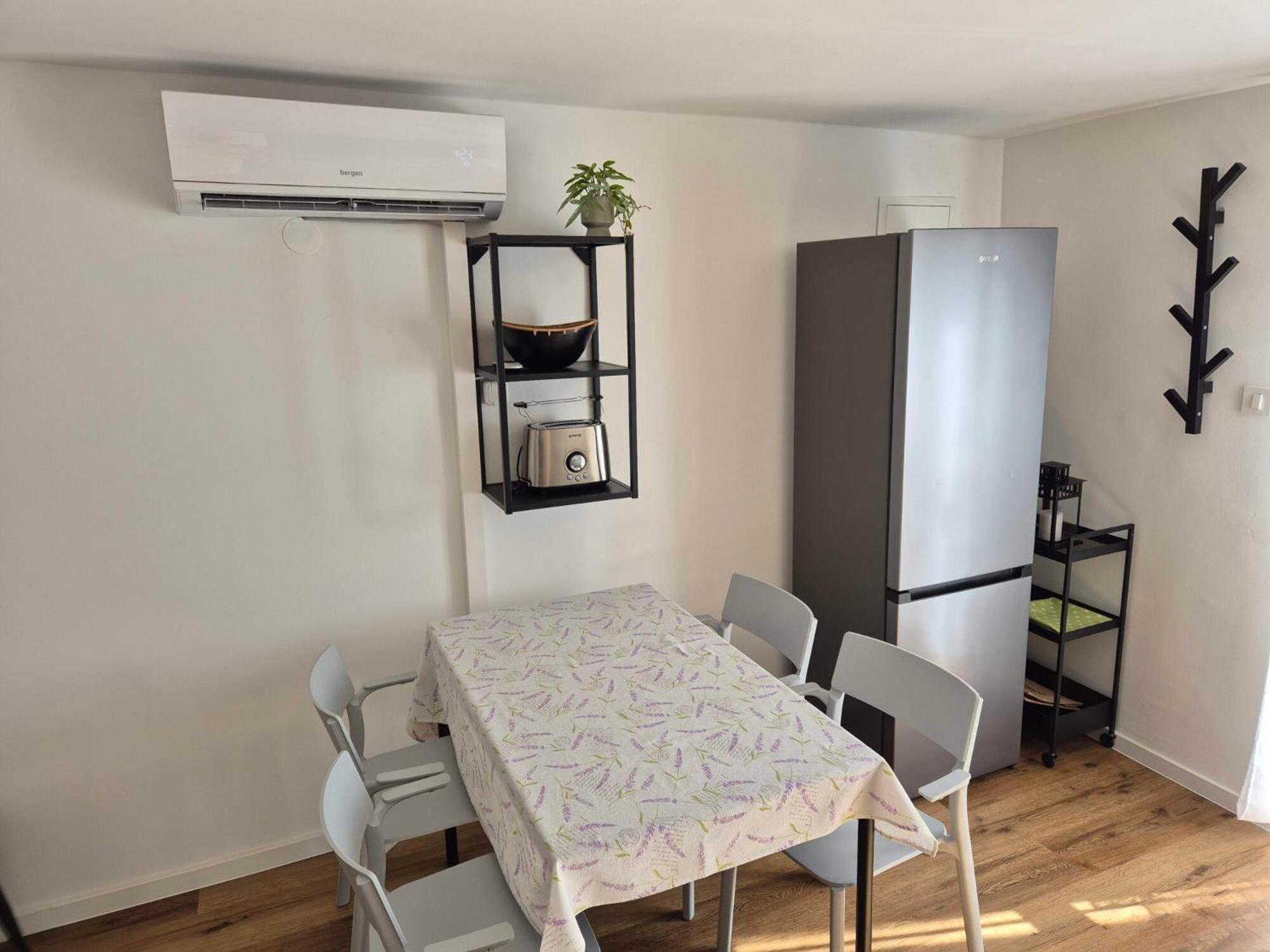 Apartments Marzic Паг Экстерьер фото